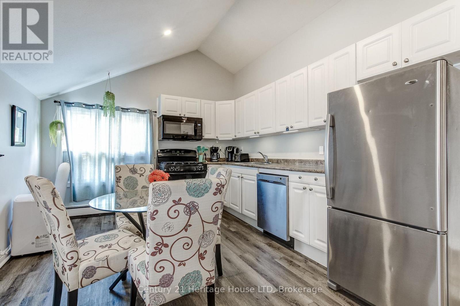 3820 Terrace Lane, Fort Erie, Ontario  L0S 1B0 - Photo 29 - X13654606