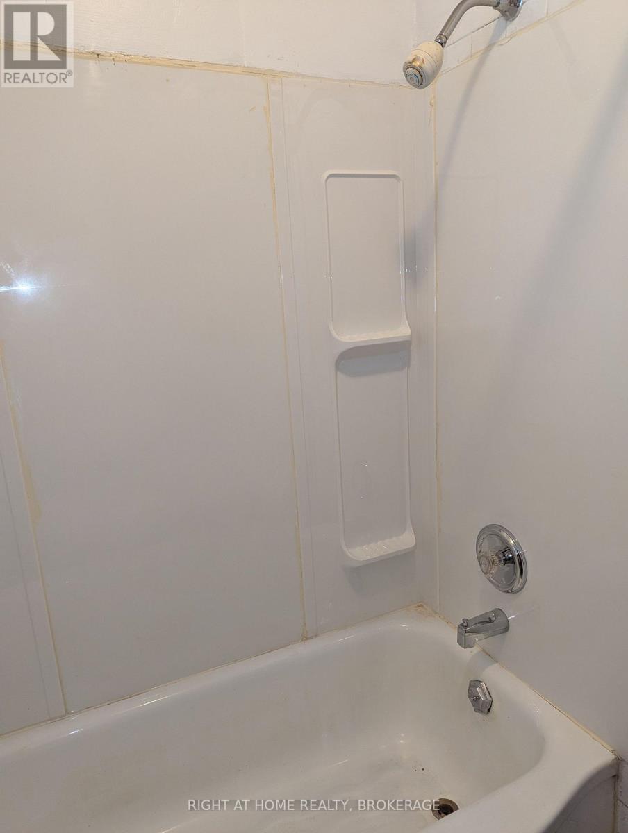2 - 60 Richmond Avenue, St. Catharines, Ontario  L2R 3W7 - Photo 7 - X13667318