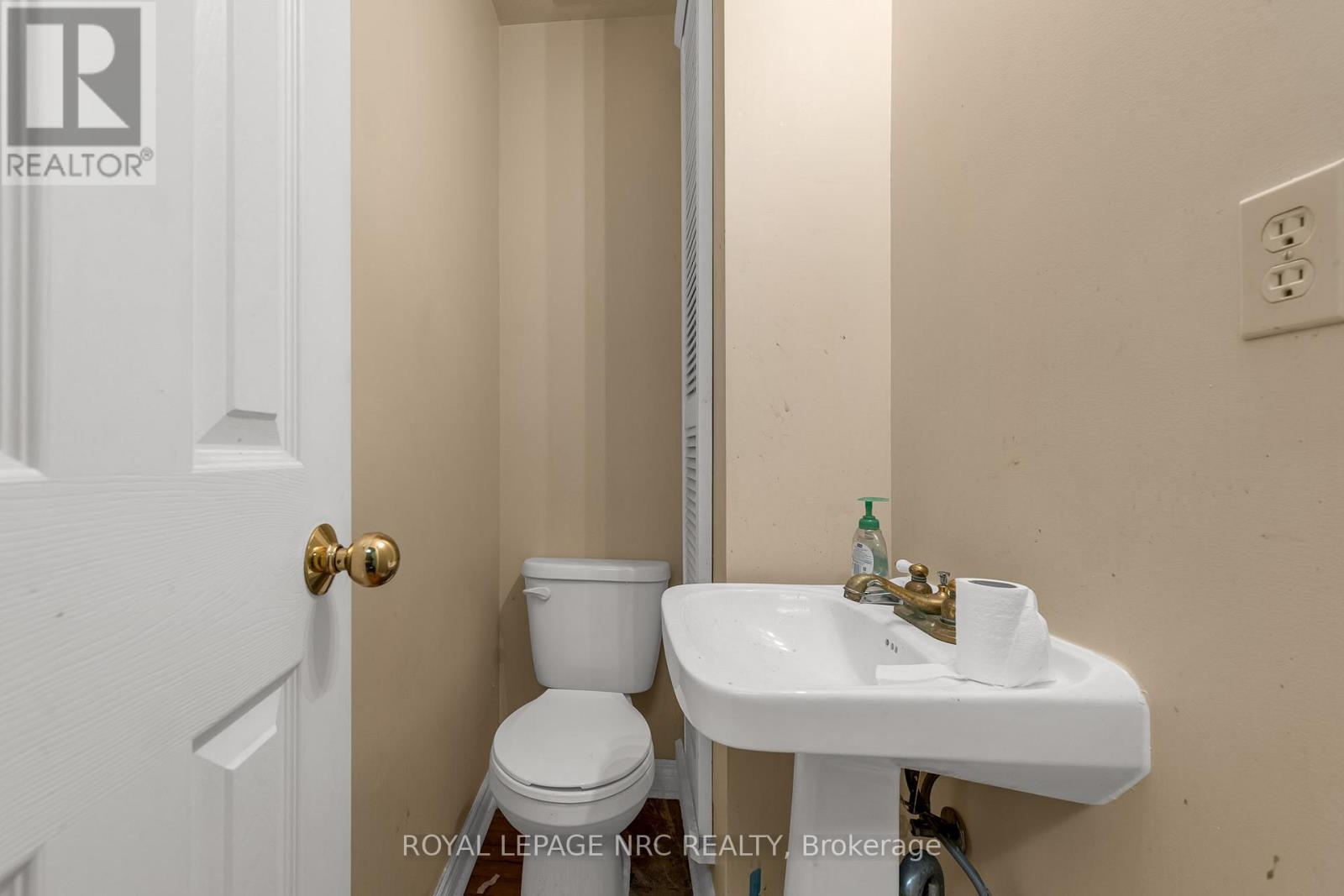 192 Burgar Street, Welland, Ontario  L3B 2T4 - Photo 12 - X13667532