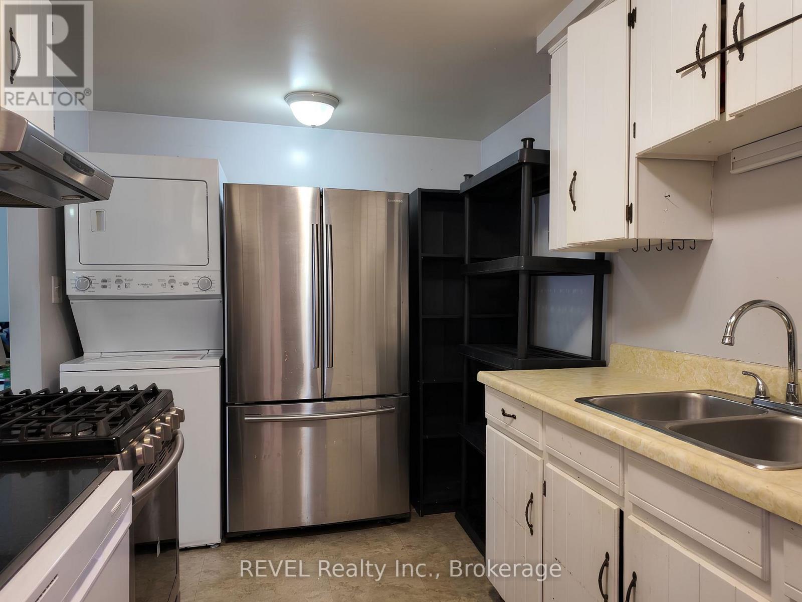Main - 62 Elma Street E, St. Catharines, Ontario  L2N 6Z7 - Photo 5 - X13667764
