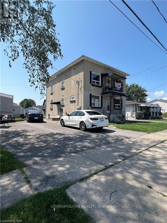 68 Clifford Avenue, Welland, Ontario  L3C 2G1 - Photo 2 - X13667882