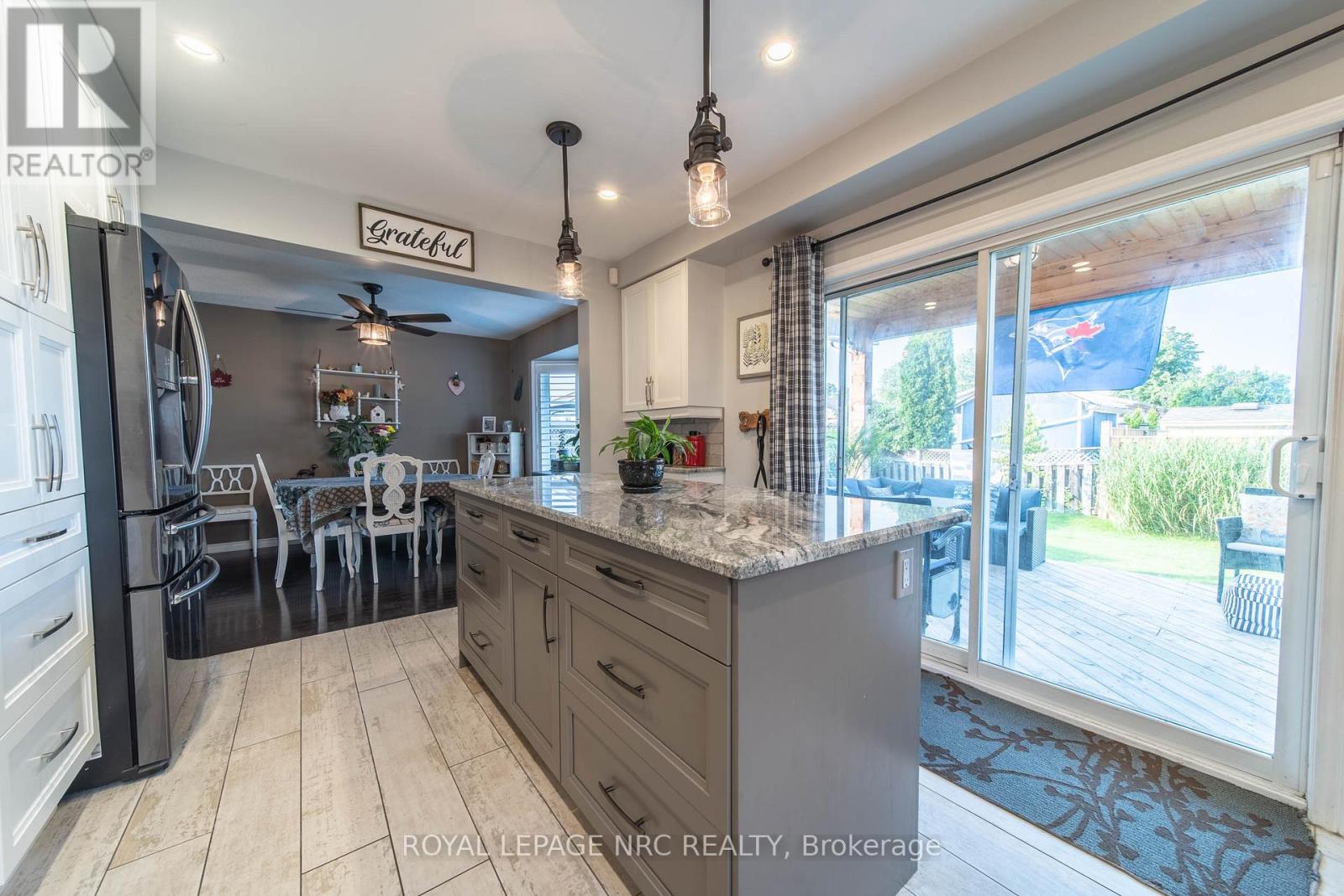 5830 Aspen Court, Niagara Falls, Ontario  L2G 7V3 - Photo 10 - X13667916