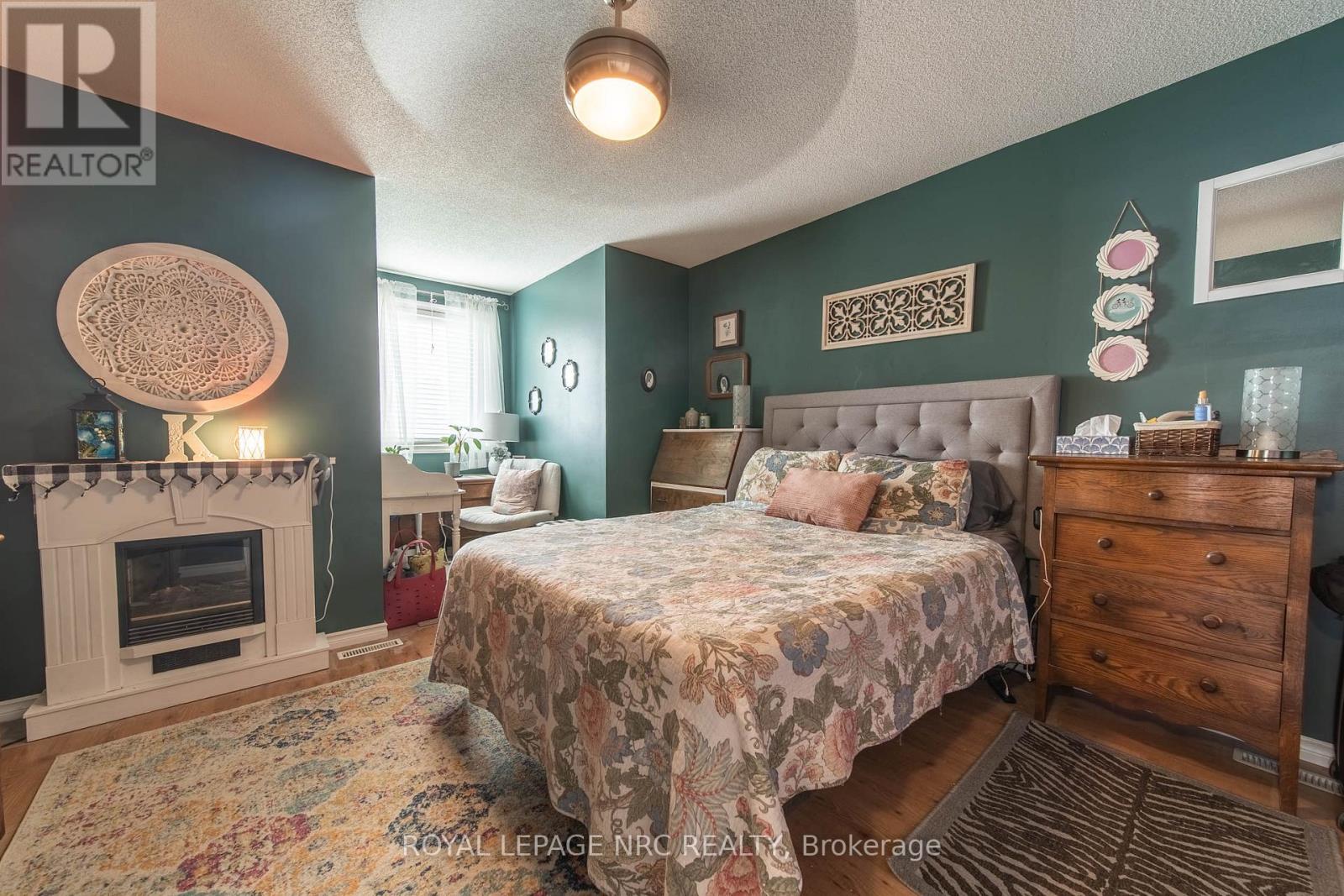 5830 Aspen Court, Niagara Falls, Ontario  L2G 7V3 - Photo 11 - X13667916