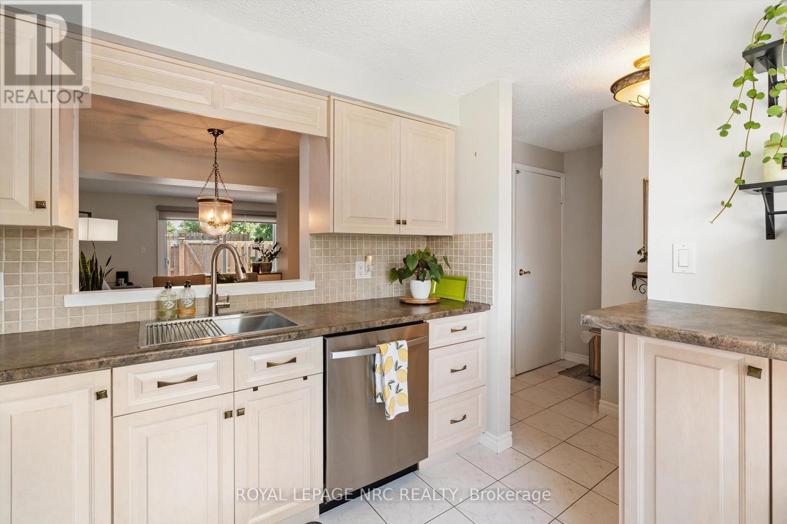 6 - 6767 Thorold Stone Road, Niagara Falls, Ontario  L2J 3W9 - Photo 11 - X13668022