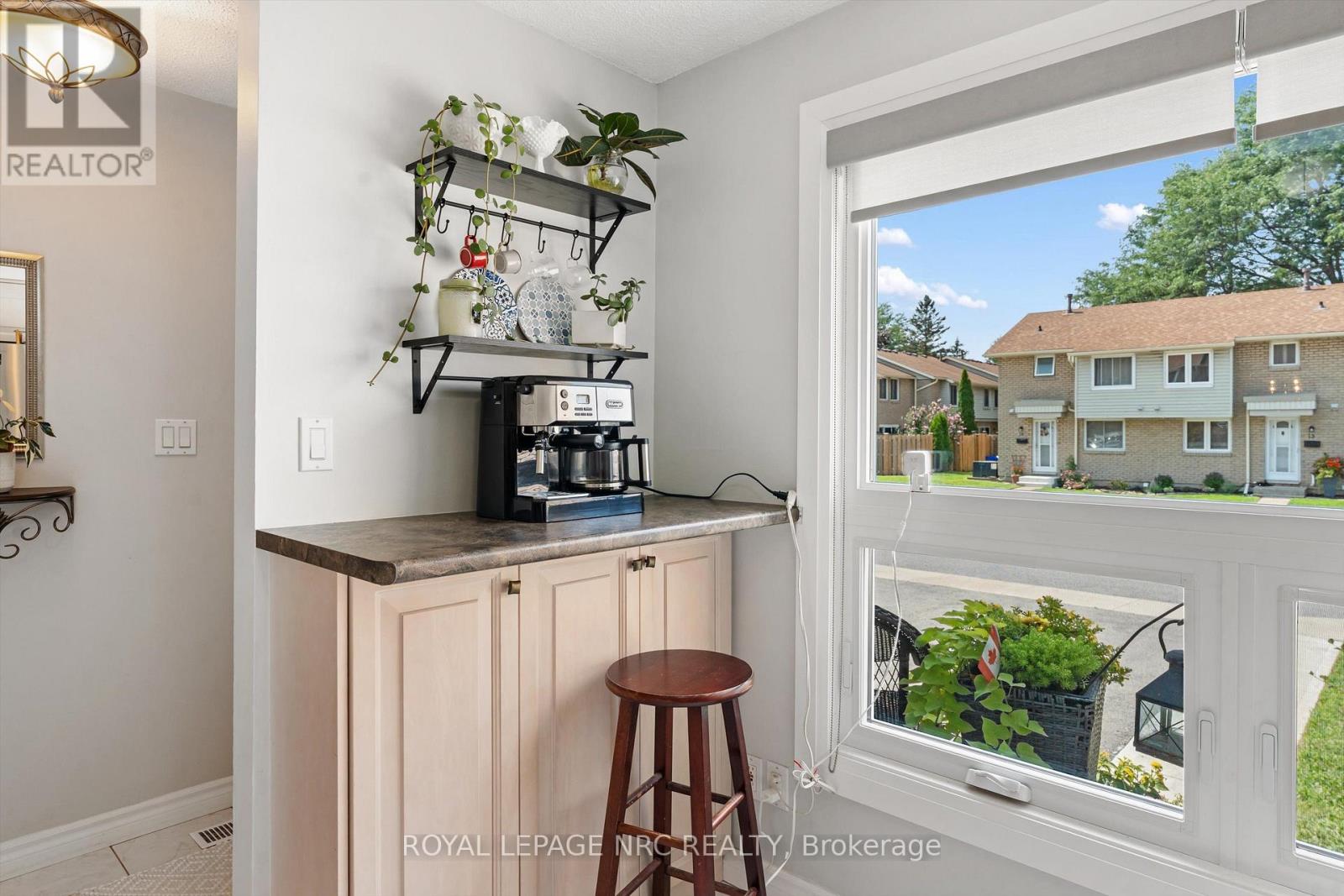 6 - 6767 Thorold Stone Road, Niagara Falls, Ontario  L2J 3W9 - Photo 6 - X13668022