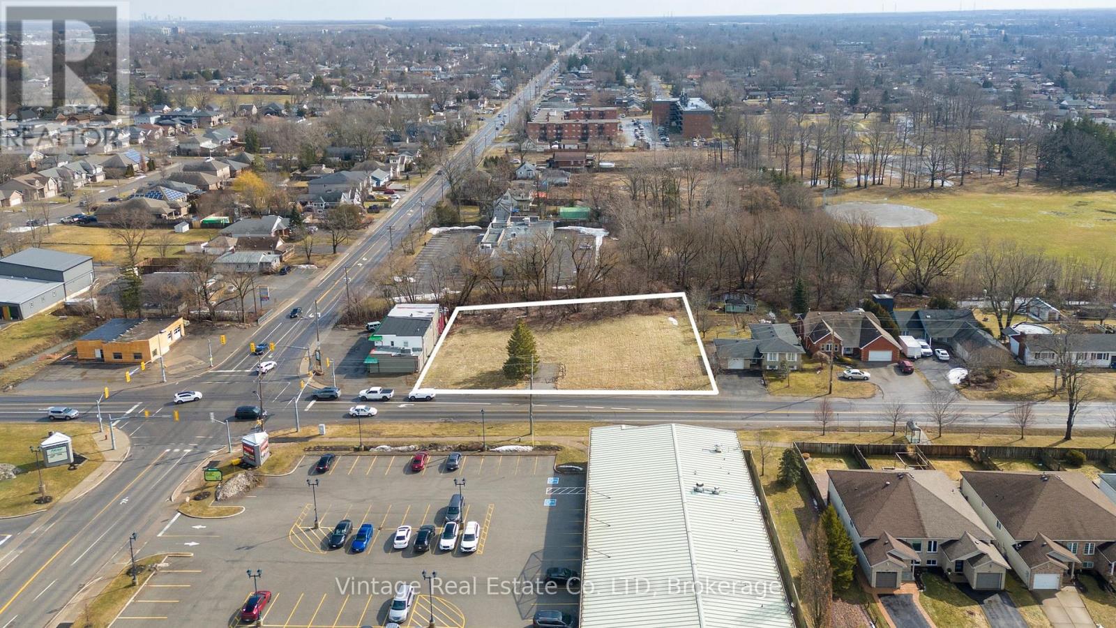 592 South Pelham Road, Welland, Ontario  L3C 3C6 - Photo 8 - X13668542