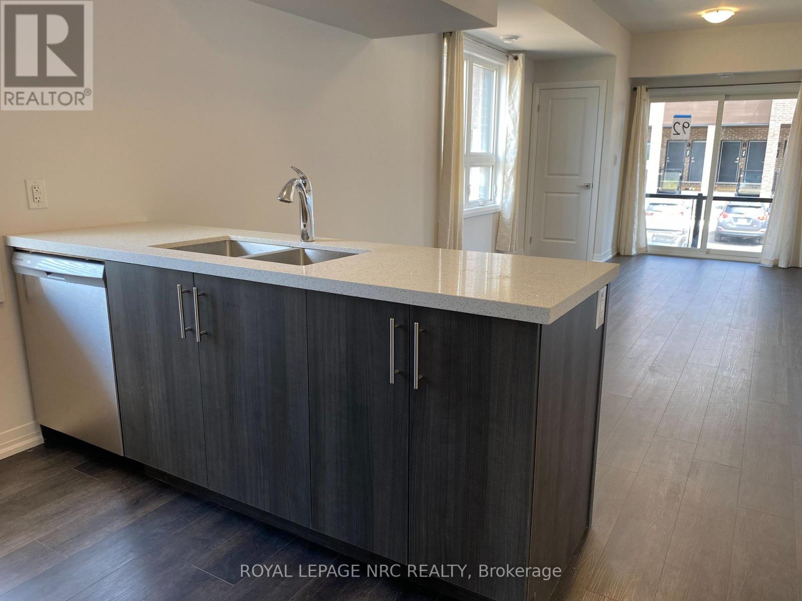 92 - 6705 Cropp Street, Niagara Falls, Ontario  L2E 0C1 - Photo 4 - X13668544
