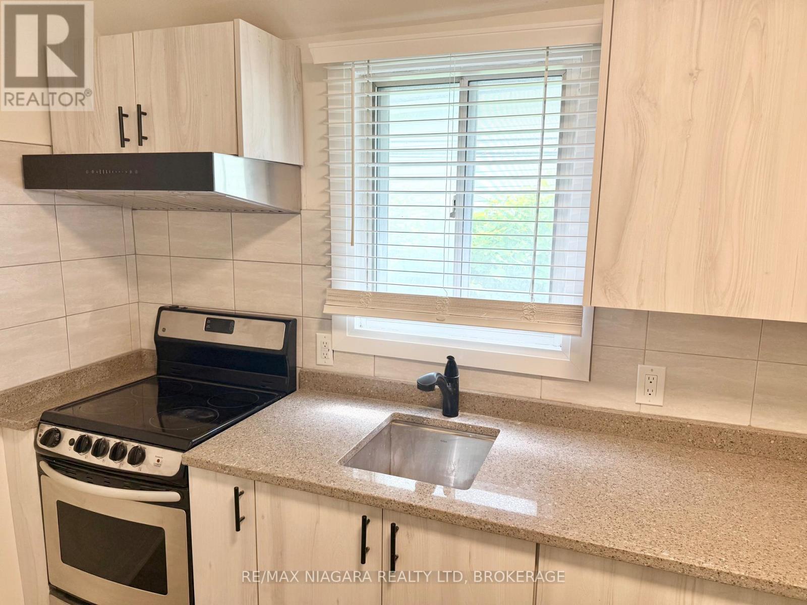 Unit 3 - 4674 Zimmerman Avenue, Niagara Falls, Ontario  L2E 3M6 - Photo 9 - X13669152