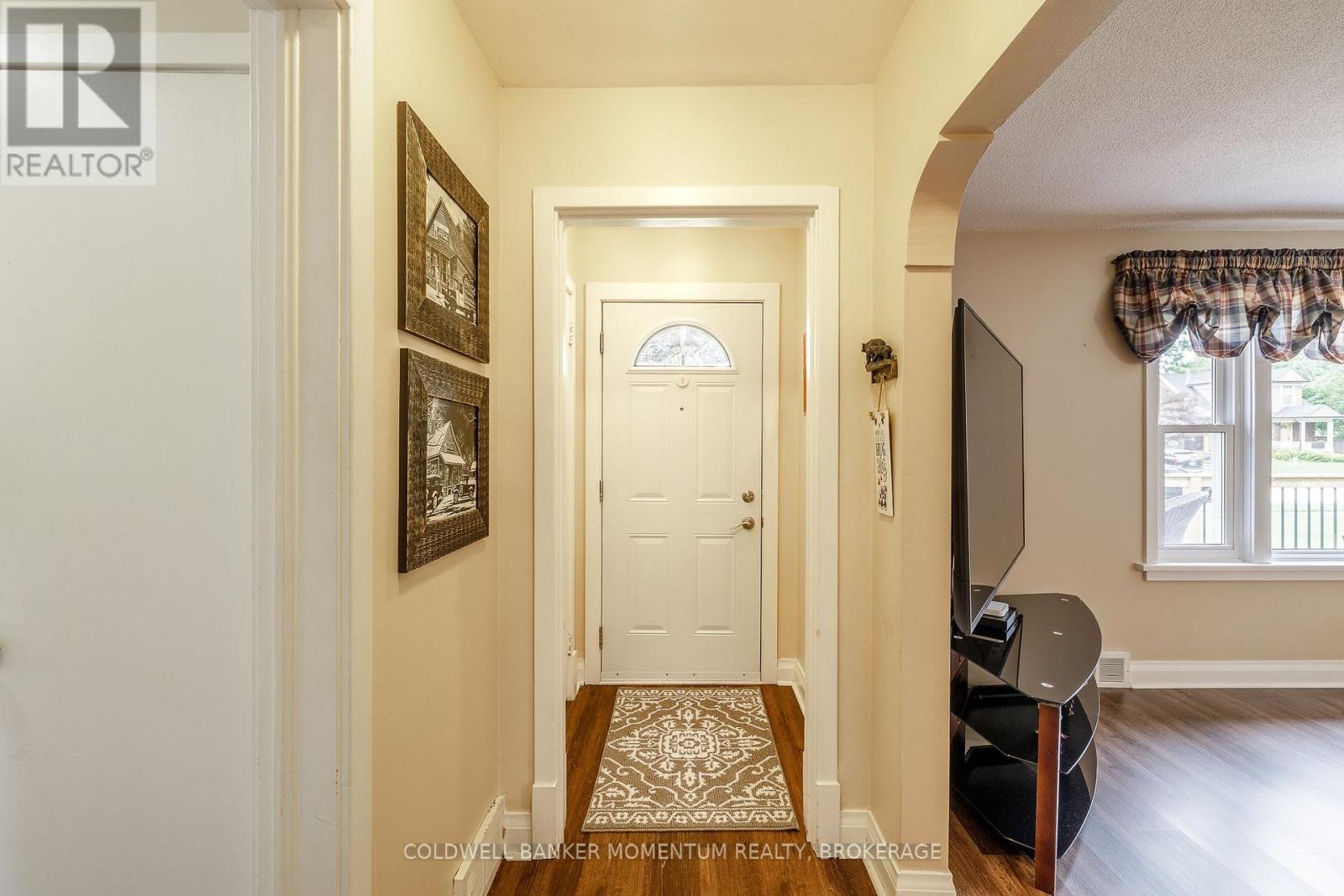 5916 Murray Street, Niagara Falls, Ontario  L2G 2J8 - Photo 8 - X13669270
