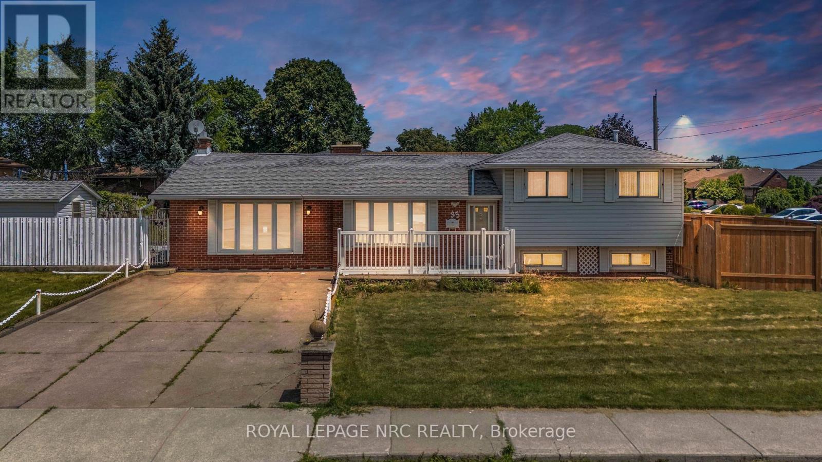 35 EUGENE STREET, Hamilton, Ontario