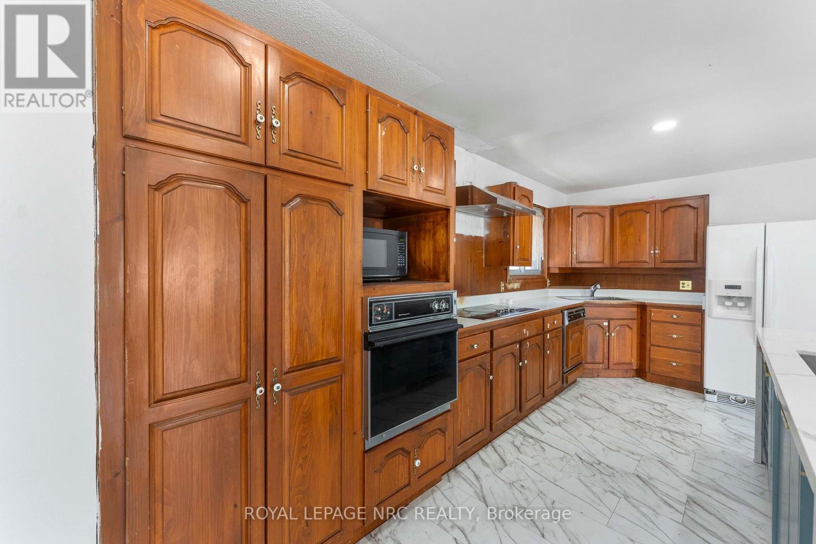 35 Eugene Street, Hamilton, Ontario  L8H 2R1 - Photo 16 - X13669582