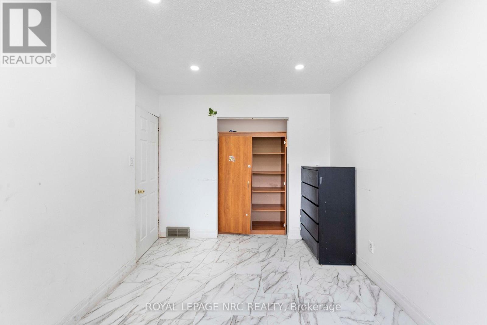 35 Eugene Street, Hamilton, Ontario  L8H 2R1 - Photo 24 - X13669582
