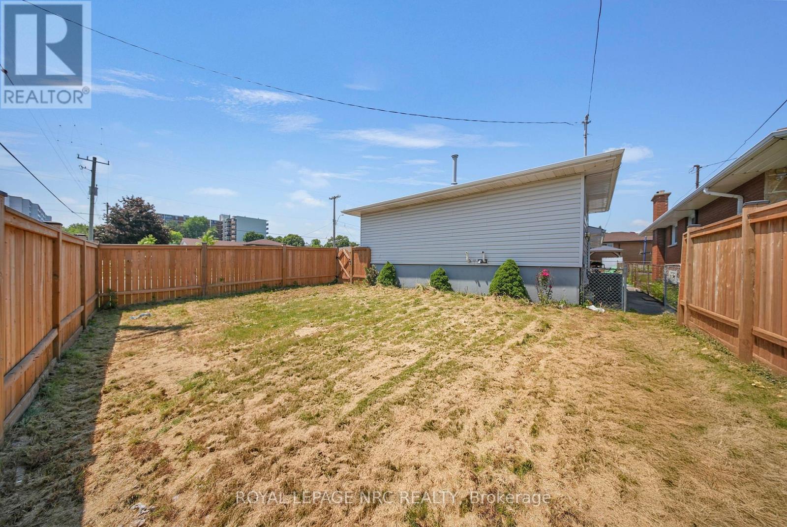 35 Eugene Street, Hamilton, Ontario  L8H 2R1 - Photo 37 - X13669582