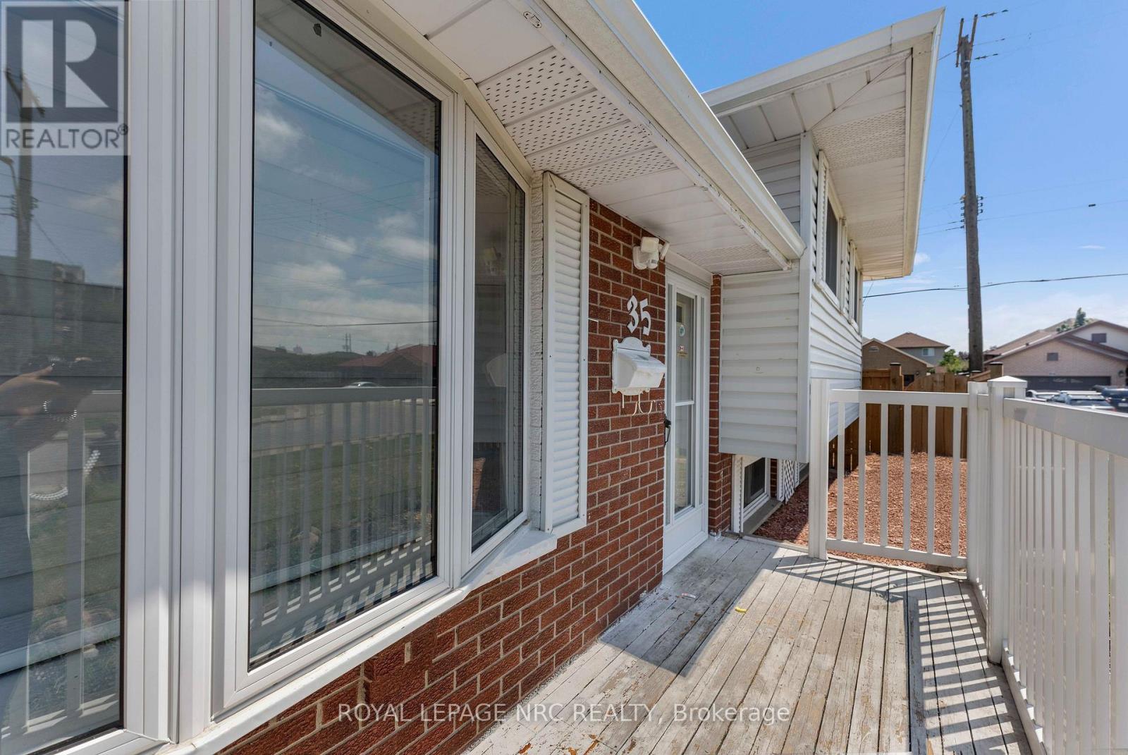 35 Eugene Street, Hamilton, Ontario  L8H 2R1 - Photo 8 - X13669582
