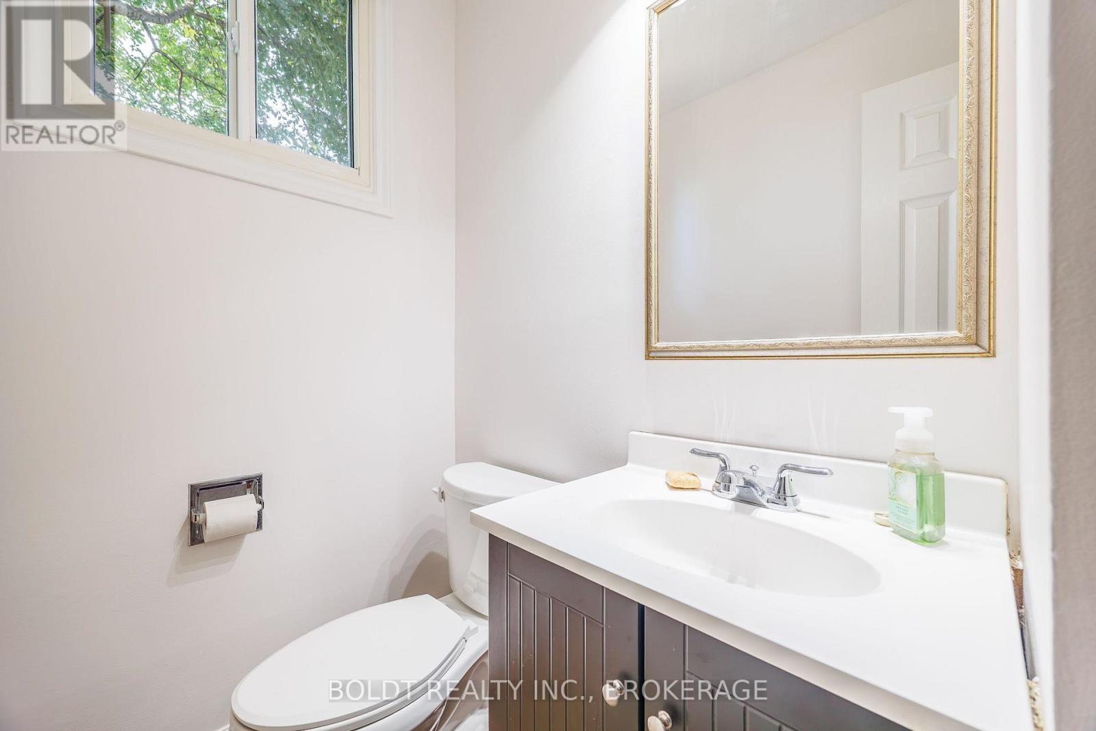 13 1/2 Northglen Avenue, St. Catharines, Ontario  L2M 1B3 - Photo 11 - X13671790