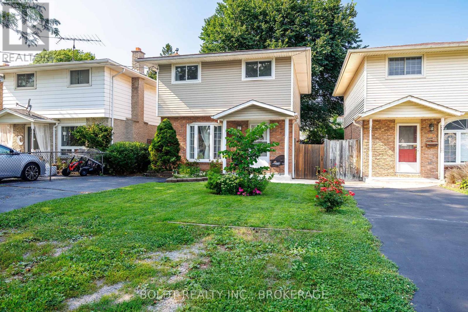 13 1/2 Northglen Avenue, St. Catharines, Ontario  L2M 1B3 - Photo 3 - X13671790
