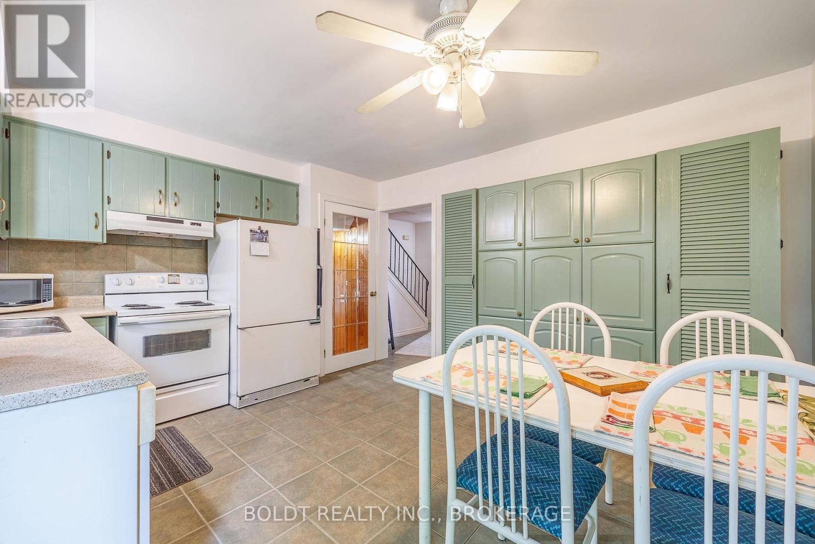 13 1/2 Northglen Avenue, St. Catharines, Ontario  L2M 1B3 - Photo 8 - X13671790