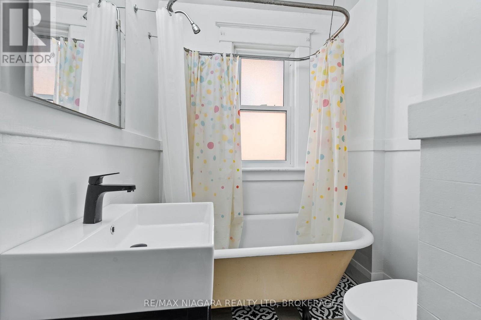 214 Kent Street, Port Colborne, Ontario  L3K 3A1 - Photo 15 - X13672276