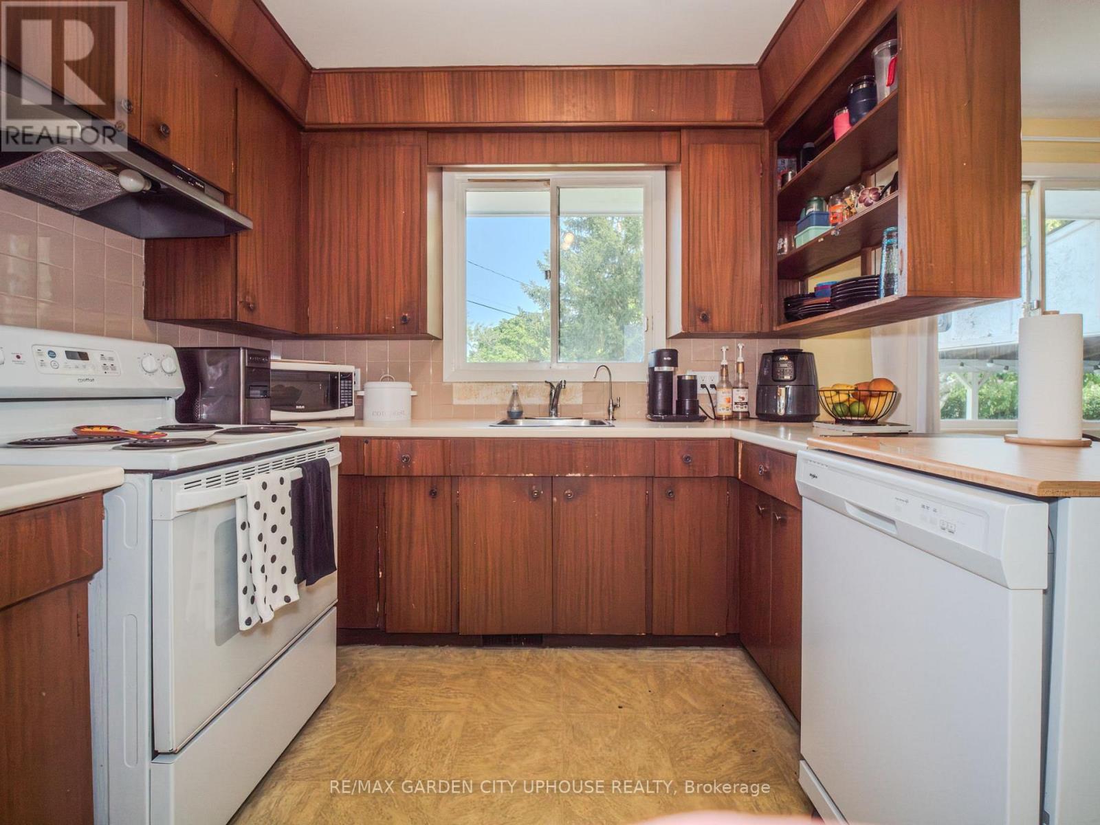 347 Linwell Road, St. Catharines, Ontario  L2M 2P1 - Photo 6 - X13673266