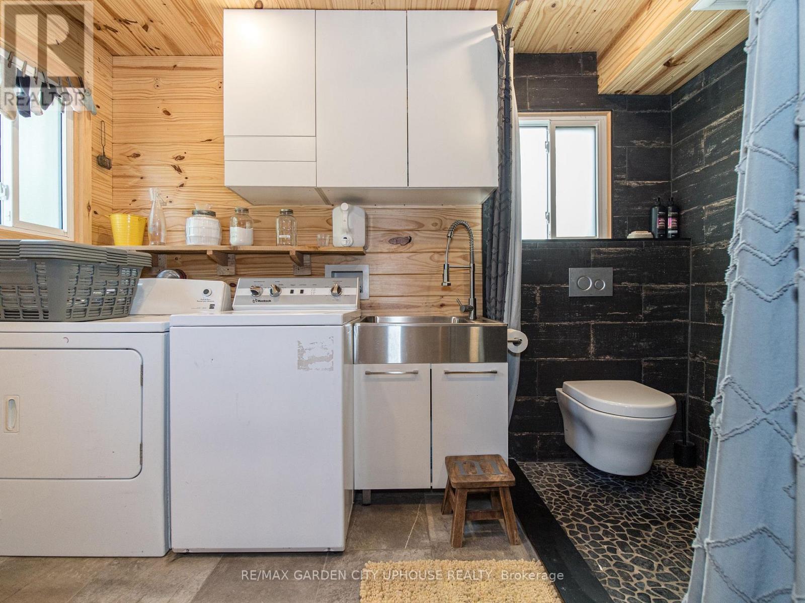 1365 Rice Road, Pelham, Ontario  L3B 5N5 - Photo 6 - X13673274