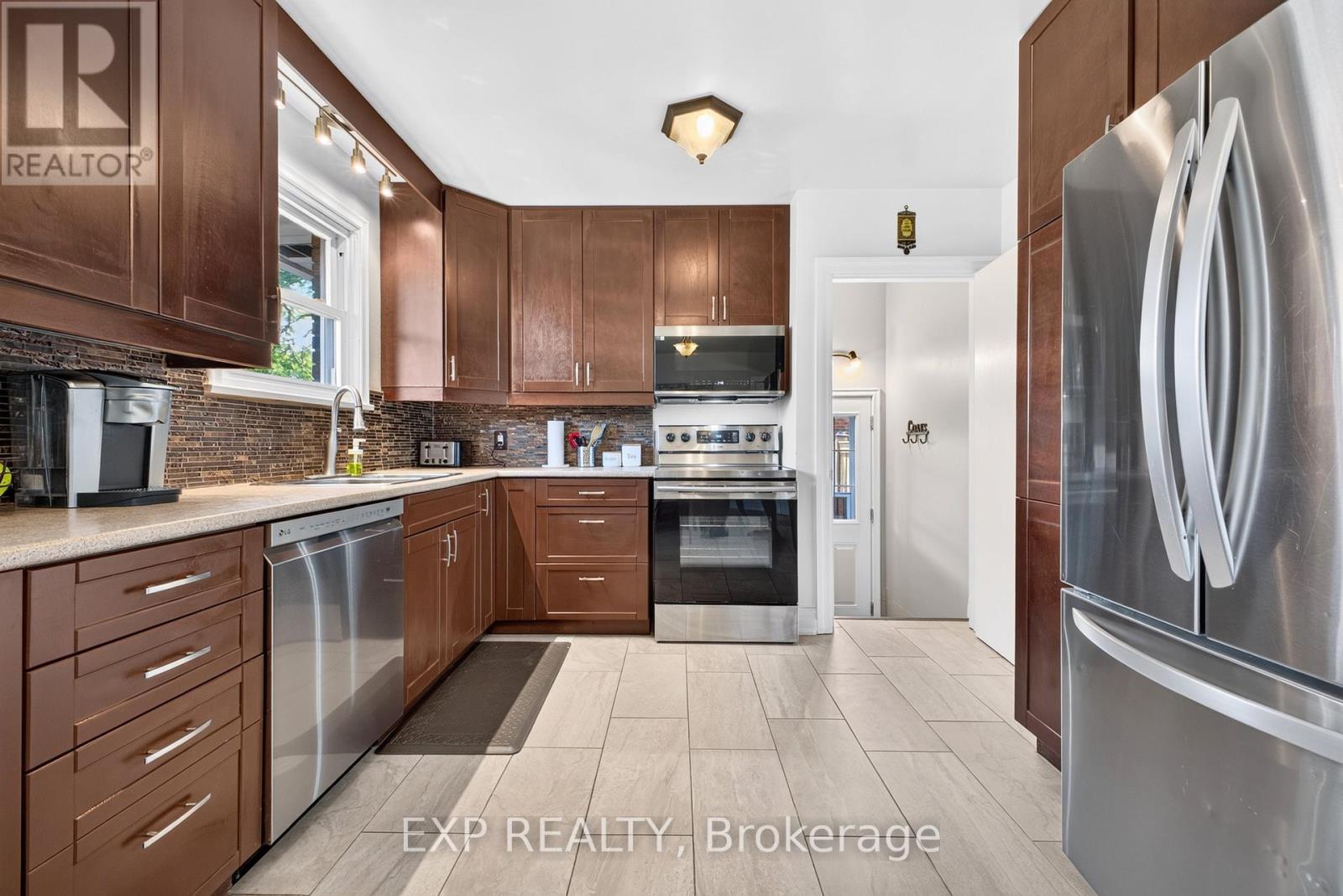 8 Dunraven Avenue, St. Catharines, Ontario  L2M 6A7 - Photo 18 - X13673284