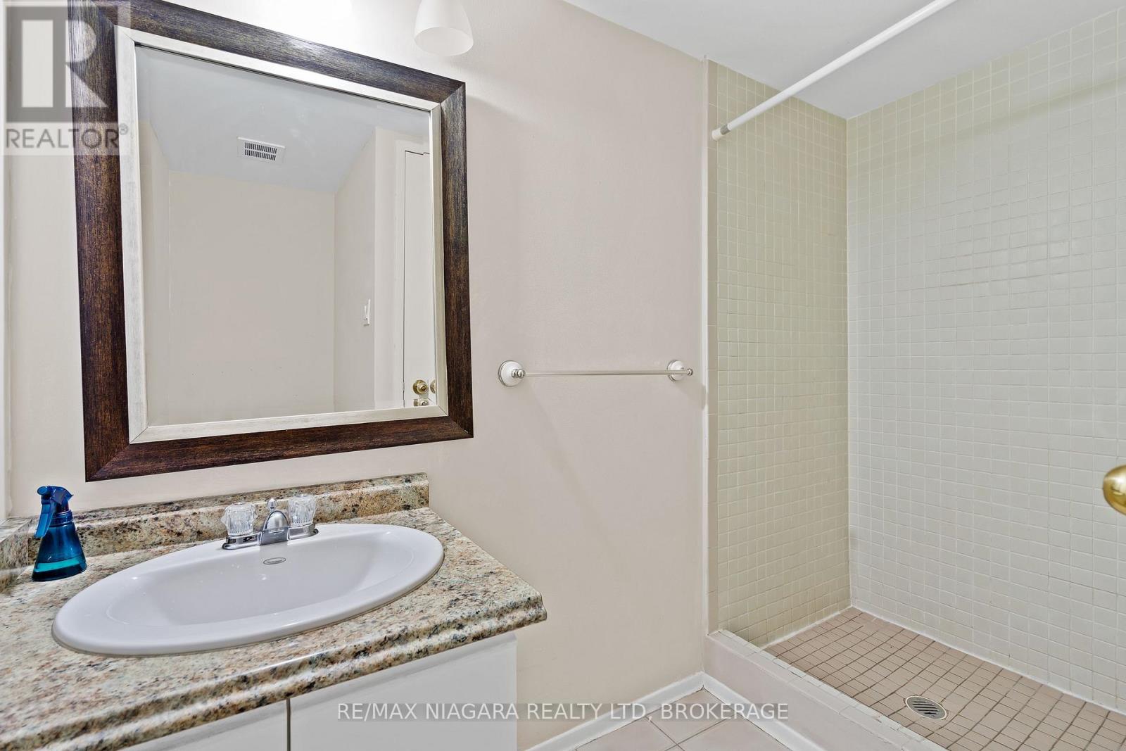 502 - 7 Gale Crescent, St. Catharines, Ontario  L2R 7M8 - Photo 17 - X13673430