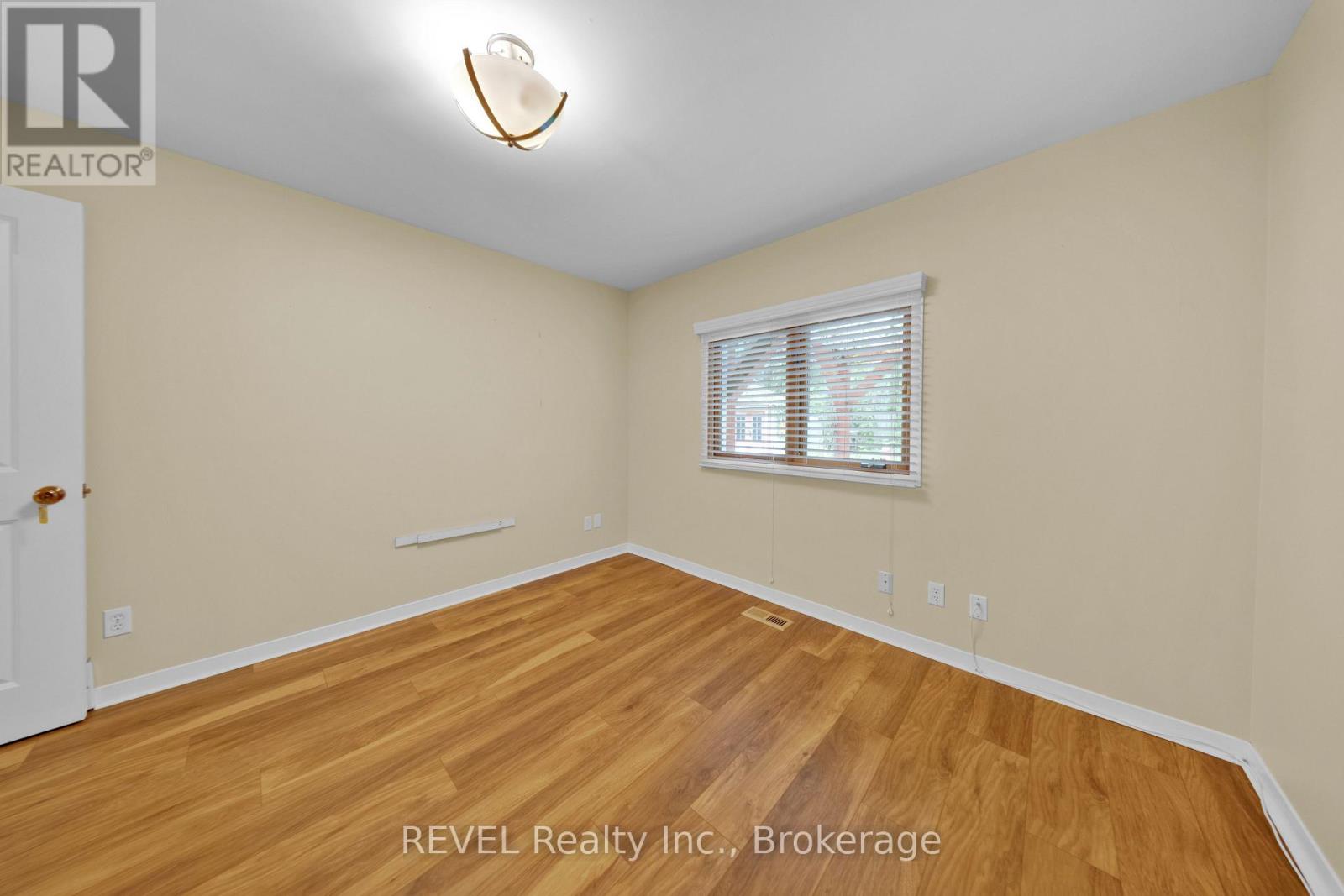 34 Vincent Avenue, Niagara-On-The-Lake, Ontario  L0S 1J0 - Photo 23 - X13673792