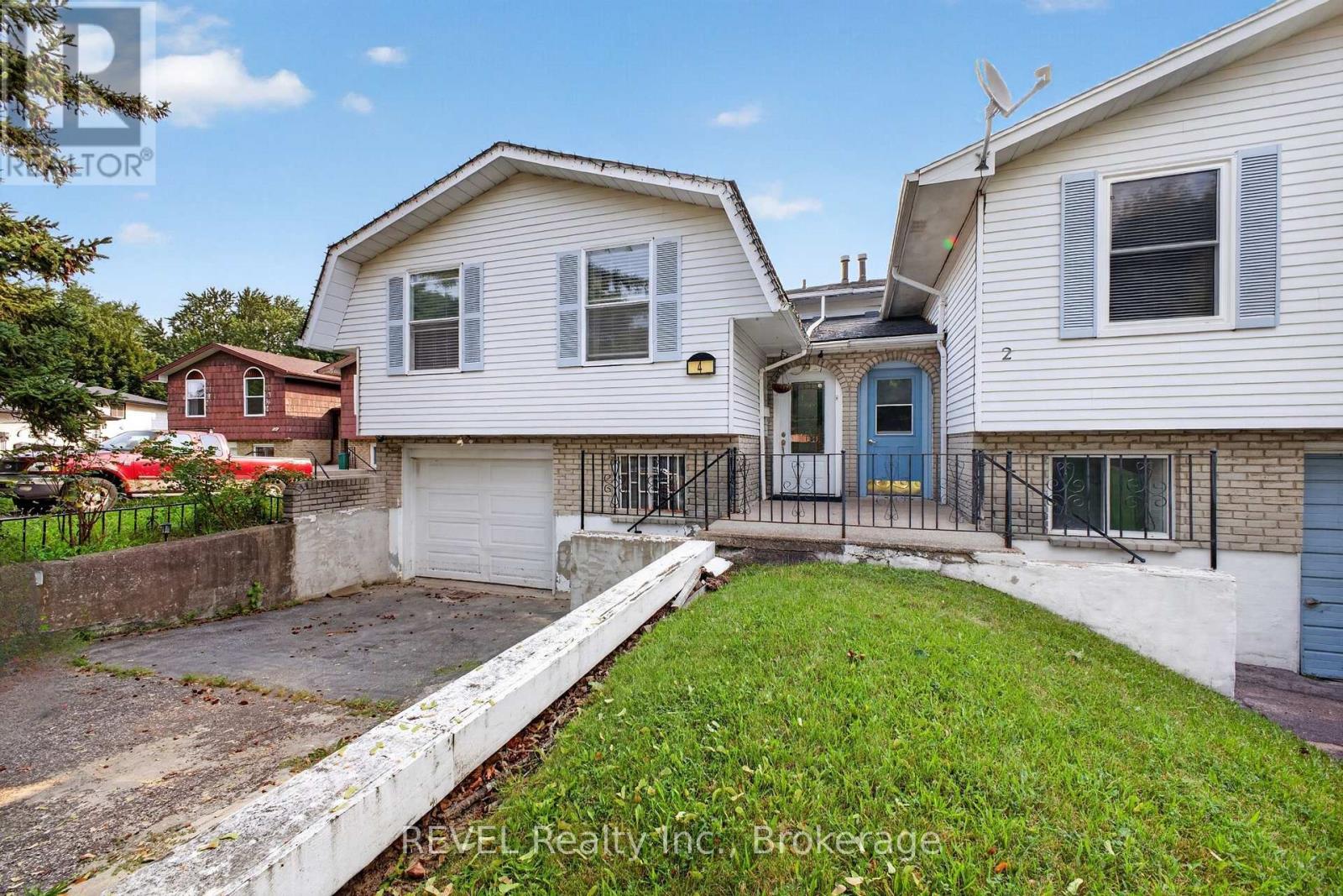 4 KERWIN GATE, St. Catharines, Ontario