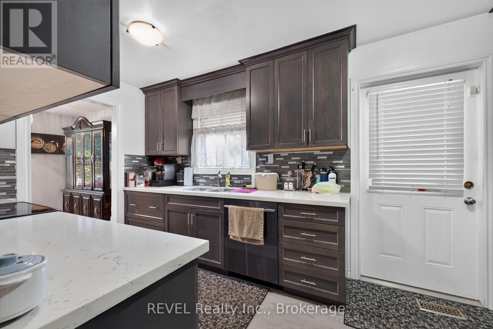 4 Kerwin Gate, St. Catharines, Ontario  L2N 4J8 - Photo 6 - X13674132