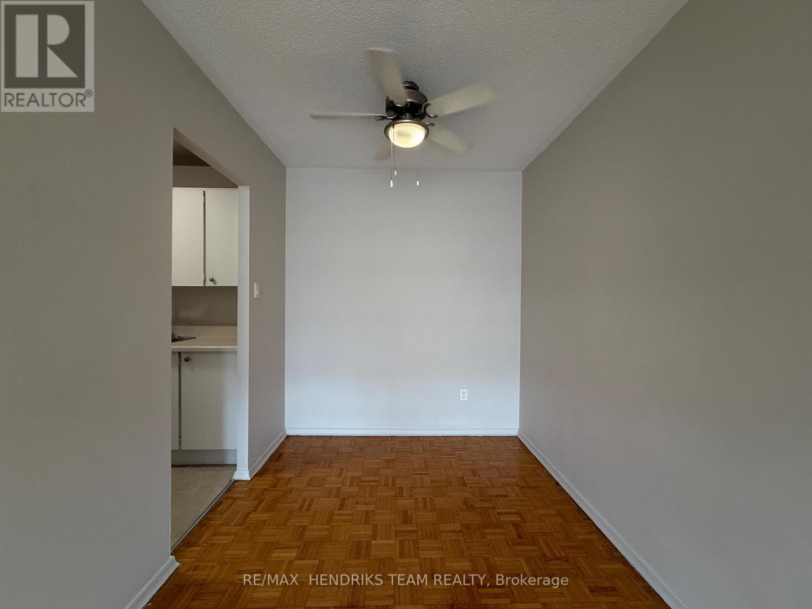 403 - 49 Leaside Drive, St. Catharines, Ontario  L2M 4G4 - Photo 3 - X13674456