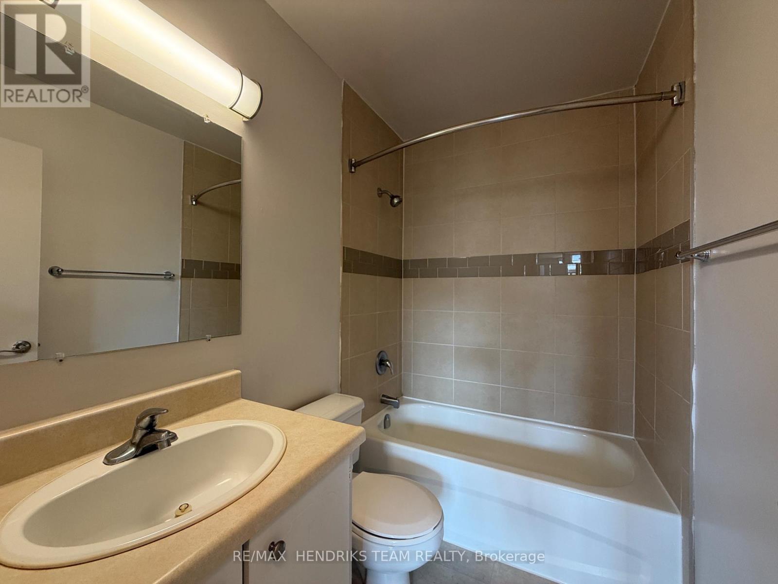 403 - 49 Leaside Drive, St. Catharines, Ontario  L2M 4G4 - Photo 9 - X13674456