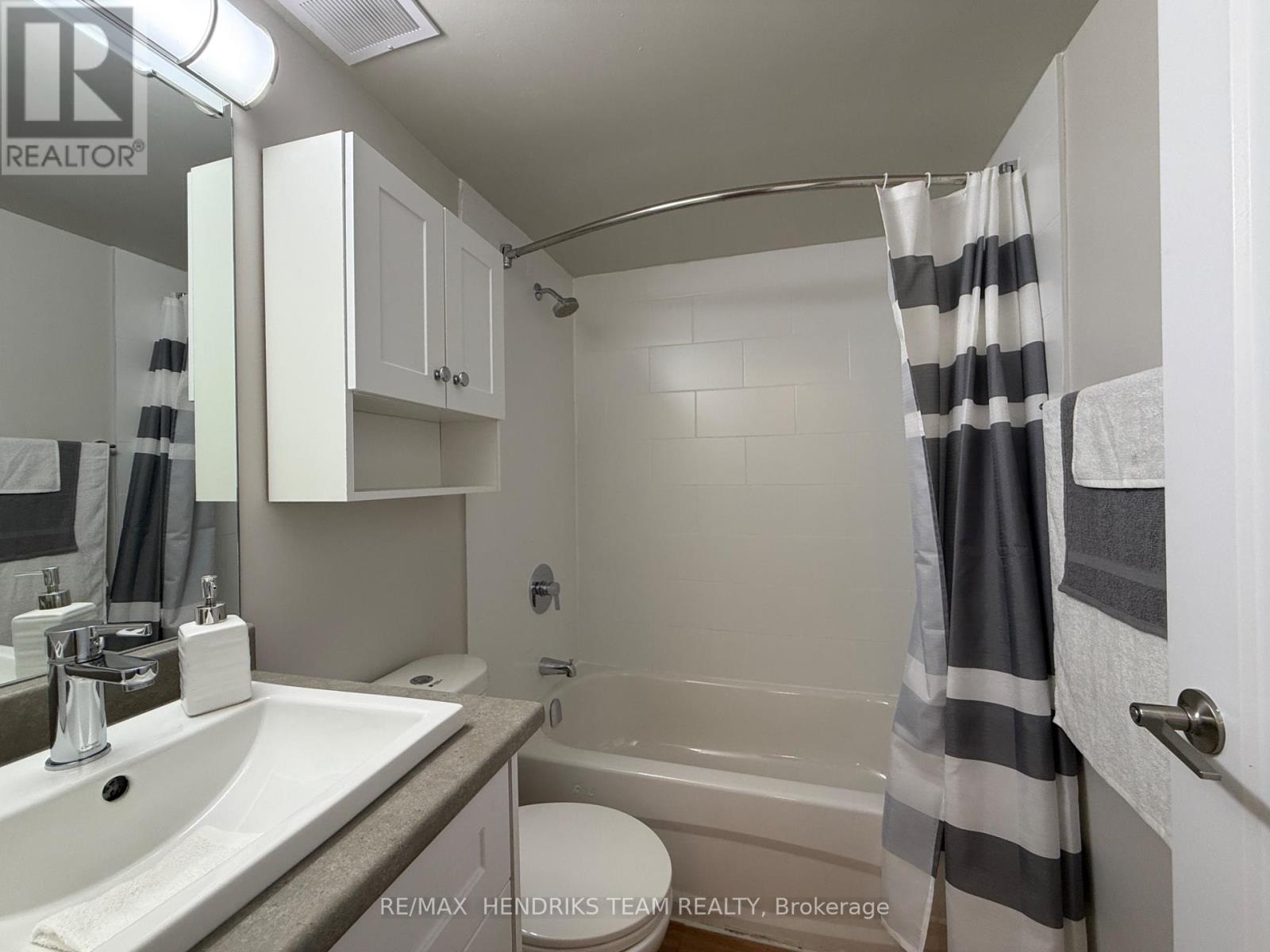 218 - 158 Fitch Street, Welland, Ontario  L3C 4V6 - Photo 10 - X13674464