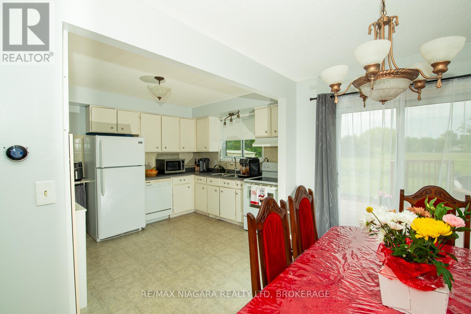 47 Elmvale Crescent, Port Colborne, Ontario  L3K 5X1 - Photo 4 - X13674506