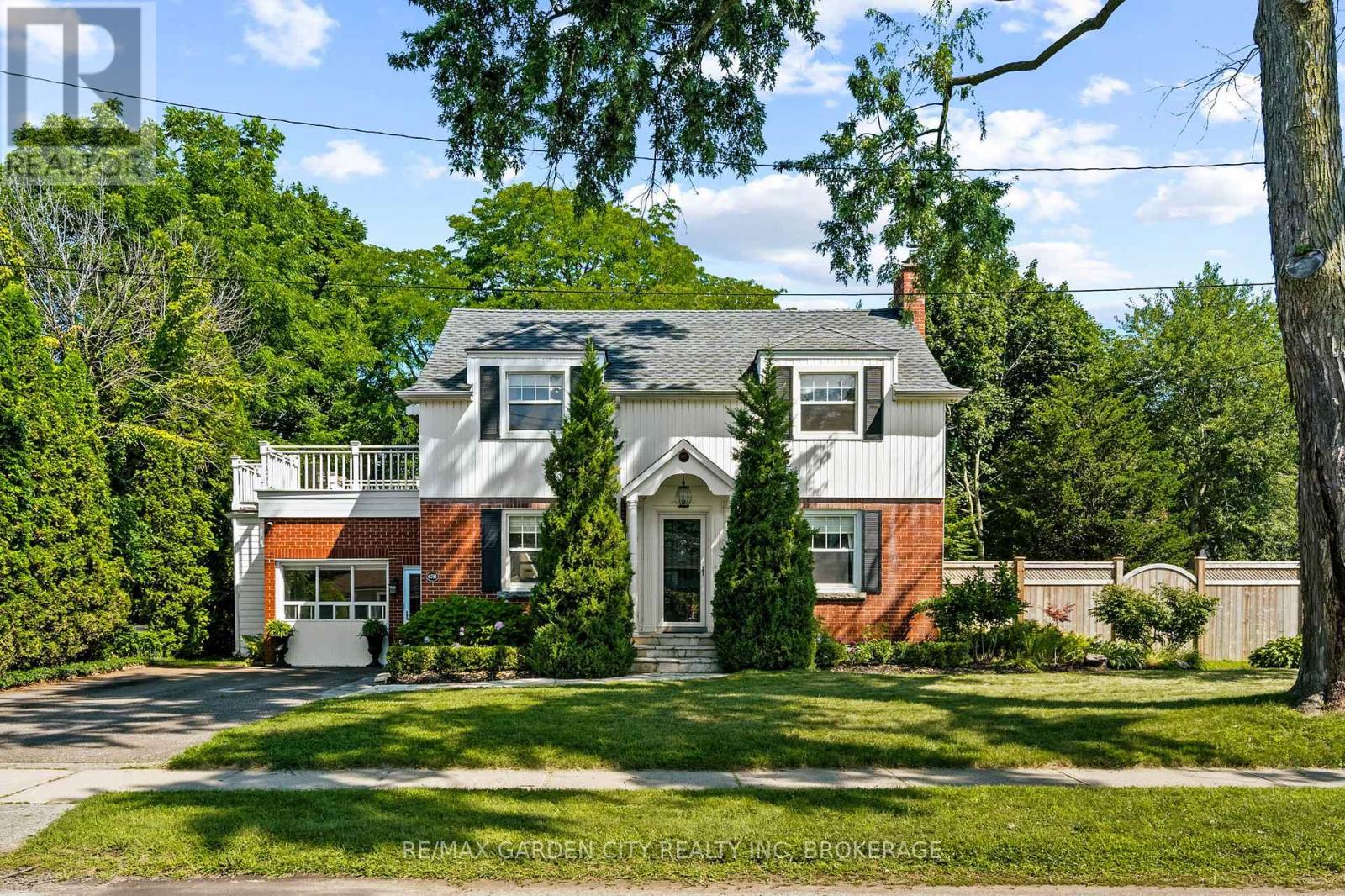 6751 Barker Street, Niagara Falls, Ontario  L2G 1Z1 - Photo 2 - X13674508