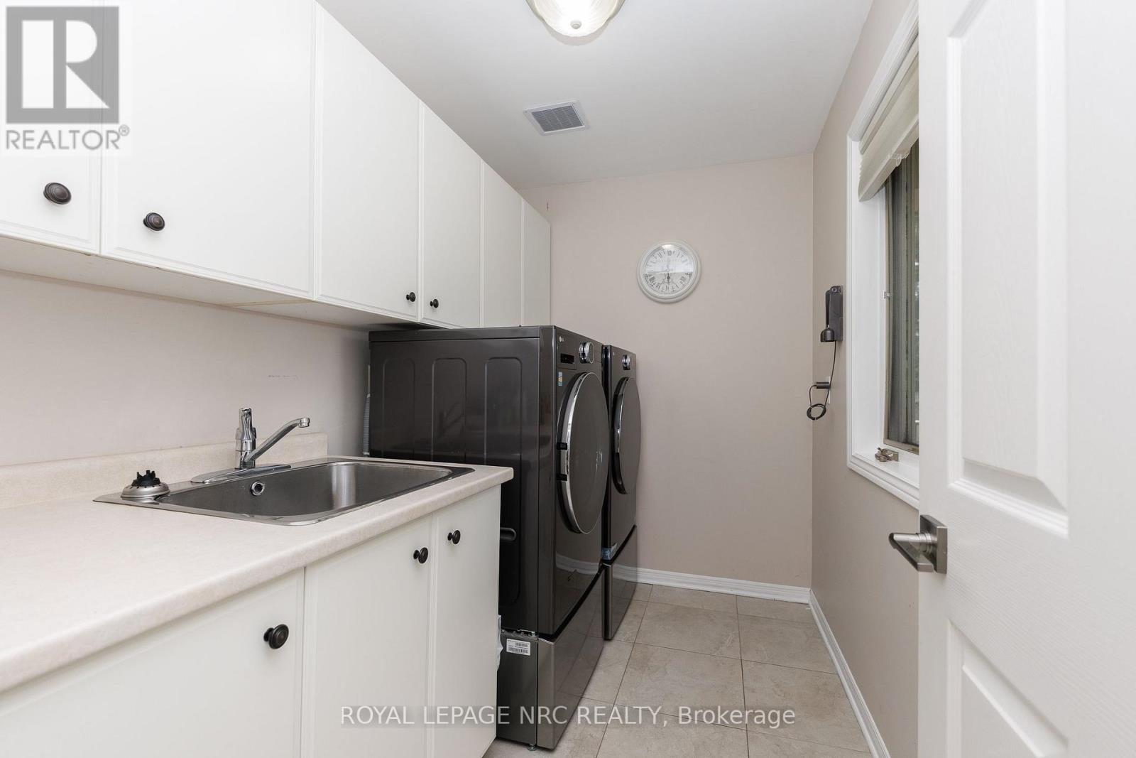 173 First Street Louth Street, St. Catharines, Ontario  L2W 0A2 - Photo 17 - X13674774
