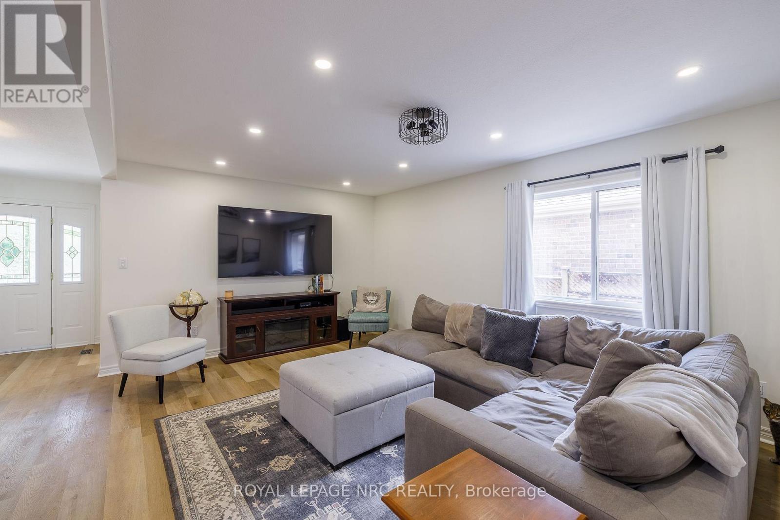 7621 Cameron Court, Niagara Falls, Ontario  L2H 3G9 - Photo 10 - X13674788