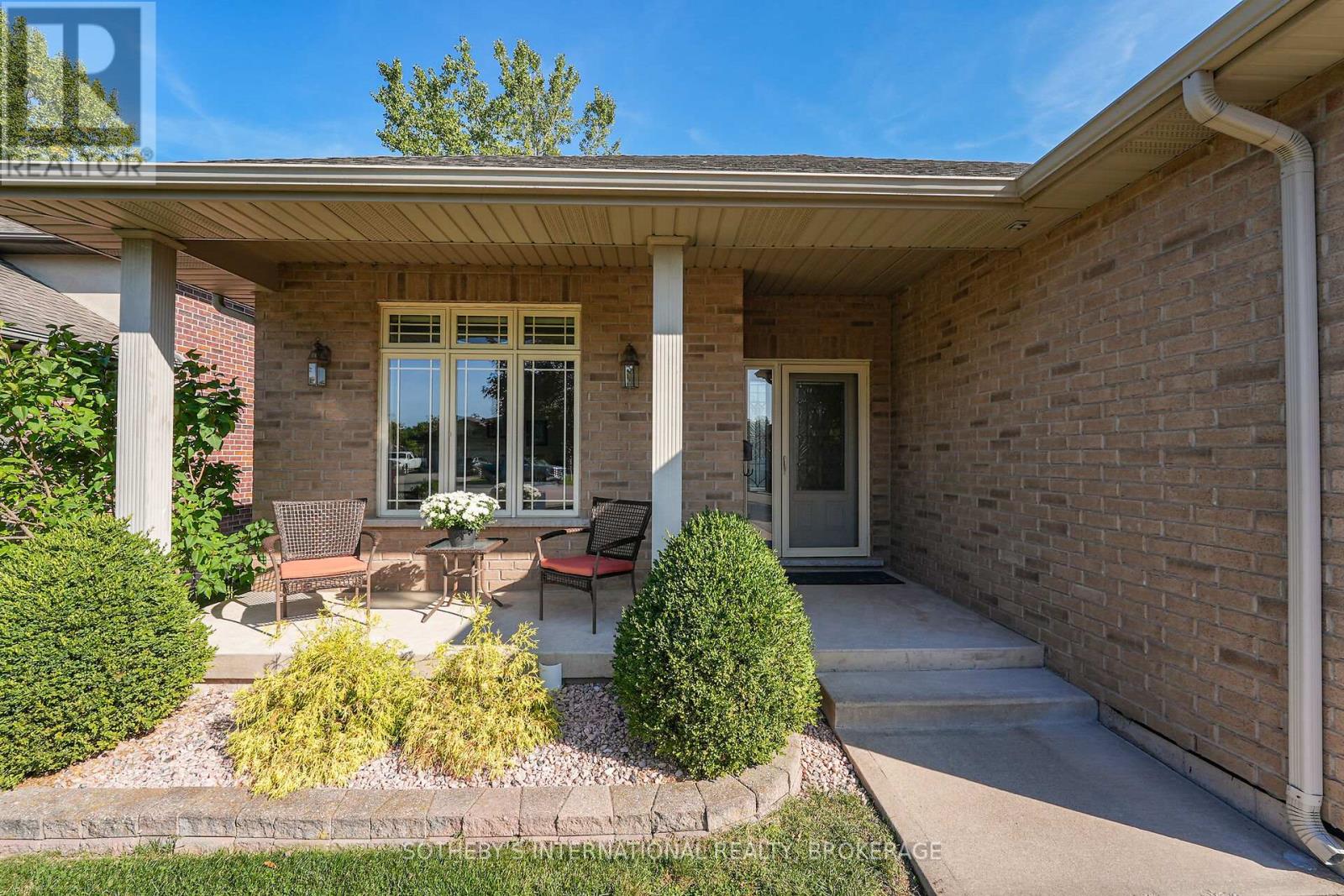 64 Mason Court, Welland, Ontario  L3C 7L6 - Photo 2 - X13674988