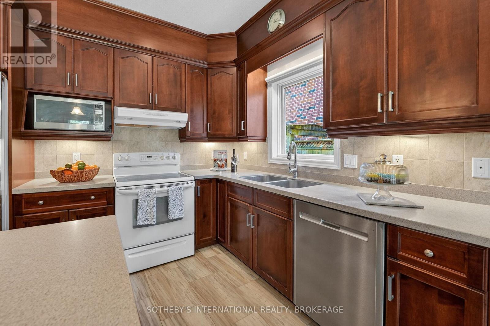 64 Mason Court, Welland, Ontario  L3C 7L6 - Photo 7 - X13674988