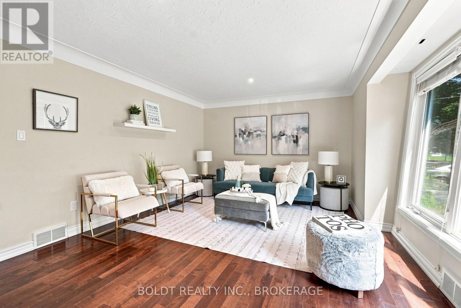 23 Woodelm Drive, St. Catharines, Ontario  L2M 4N5 - Photo 5 - X13675510