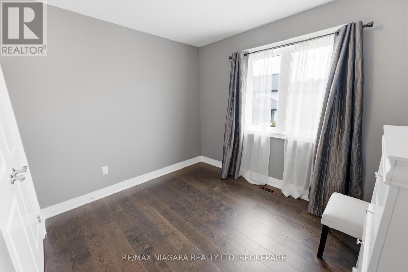 9305 Eagle Ridge Drive, Niagara Falls, Ontario  L2H 0G4 - Photo 17 - X13676292