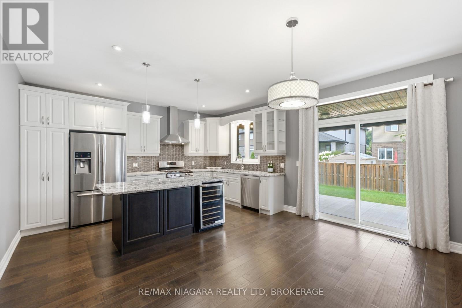 9305 Eagle Ridge Drive, Niagara Falls, Ontario  L2H 0G4 - Photo 8 - X13676292