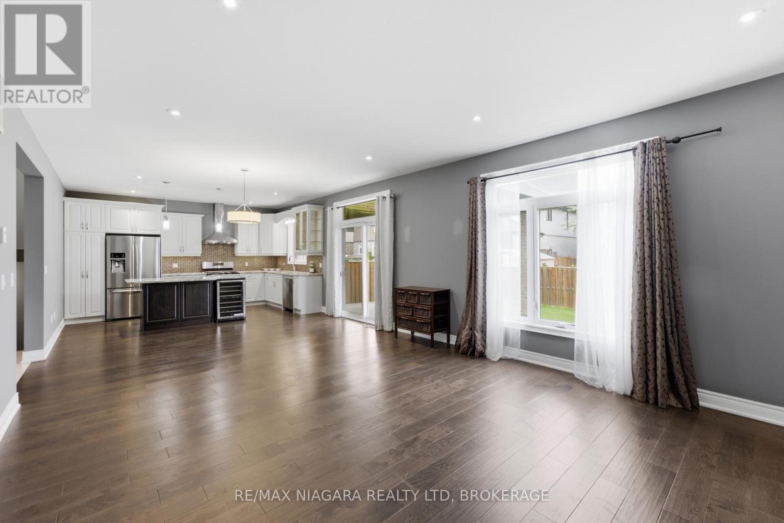 9305 Eagle Ridge Drive, Niagara Falls, Ontario  L2H 0G4 - Photo 9 - X13676292
