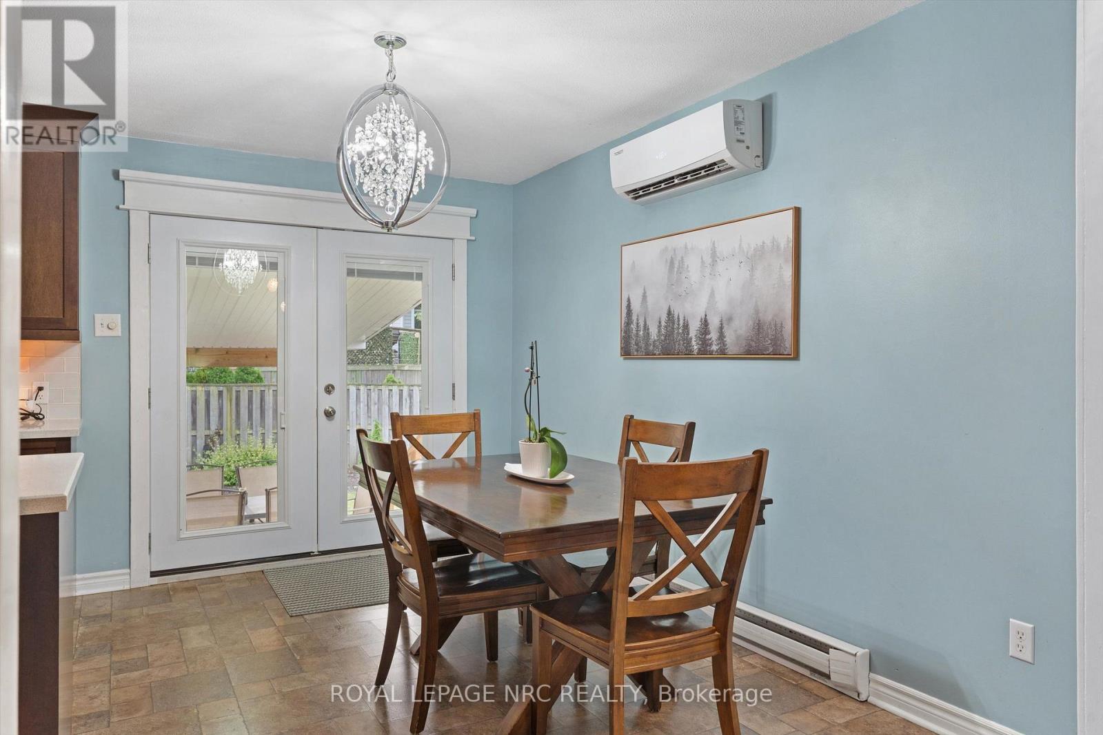 11 Connaught Avenue, Thorold, Ontario  L0S 1K0 - Photo 10 - X13676366