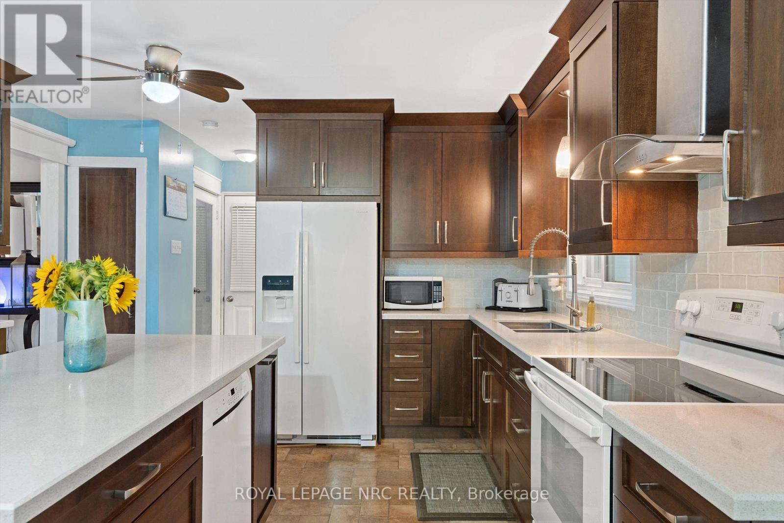 11 Connaught Avenue, Thorold, Ontario  L0S 1K0 - Photo 11 - X13676366