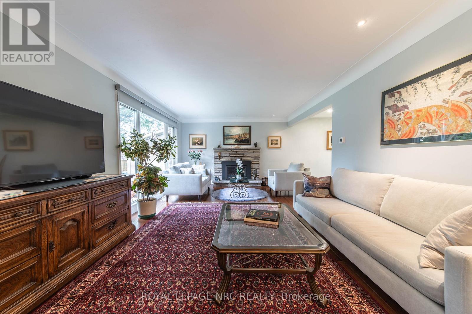 6954 Coach Drive, Niagara Falls, Ontario  L2G 2J1 - Photo 3 - X13676456