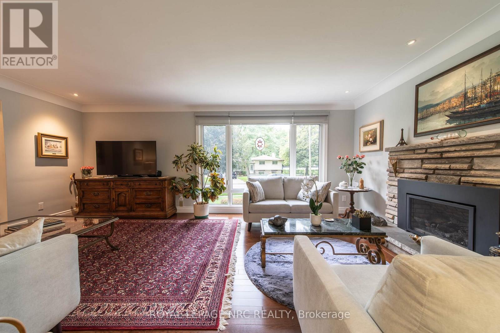 6954 Coach Drive, Niagara Falls, Ontario  L2G 2J1 - Photo 4 - X13676456