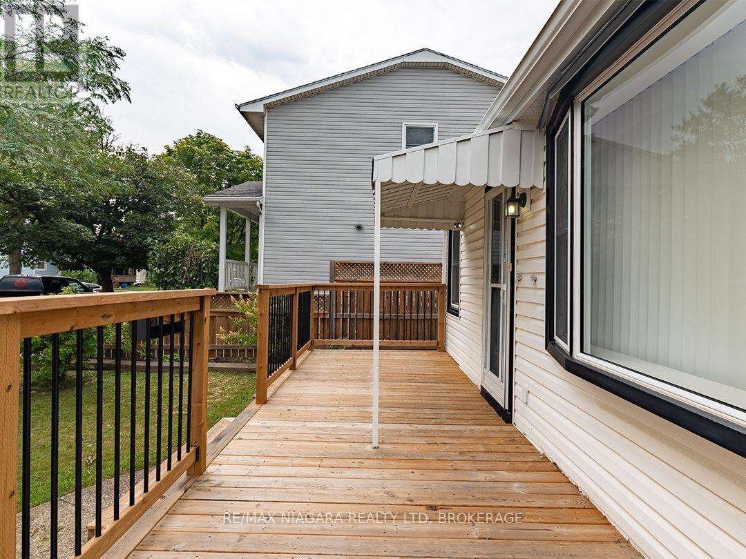 406 Dieppe Street, Welland, Ontario  L3B 4V4 - Photo 3 - X13676874
