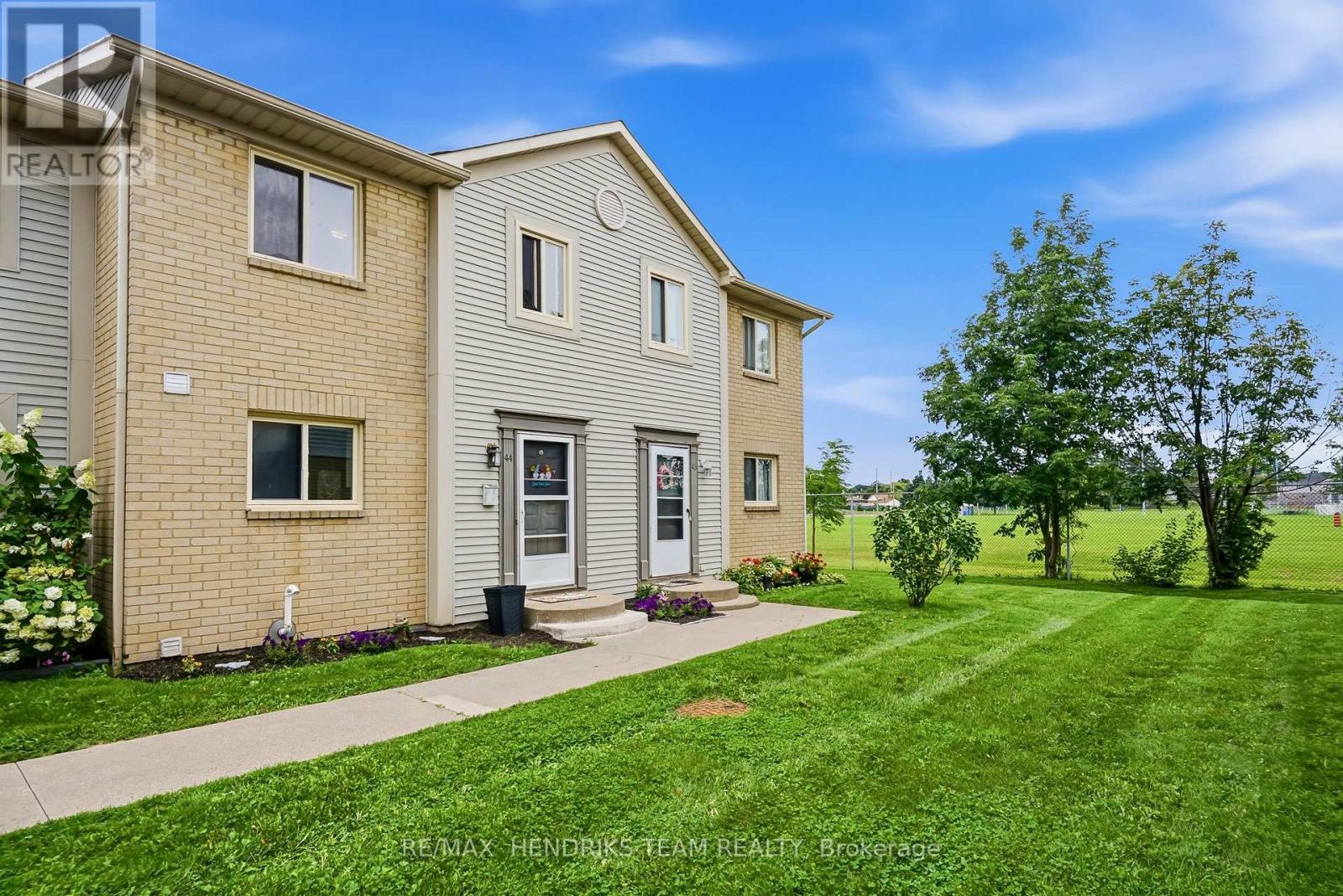 44 - 65 DORCHESTER BOULEVARD, St. Catharines, Ontario