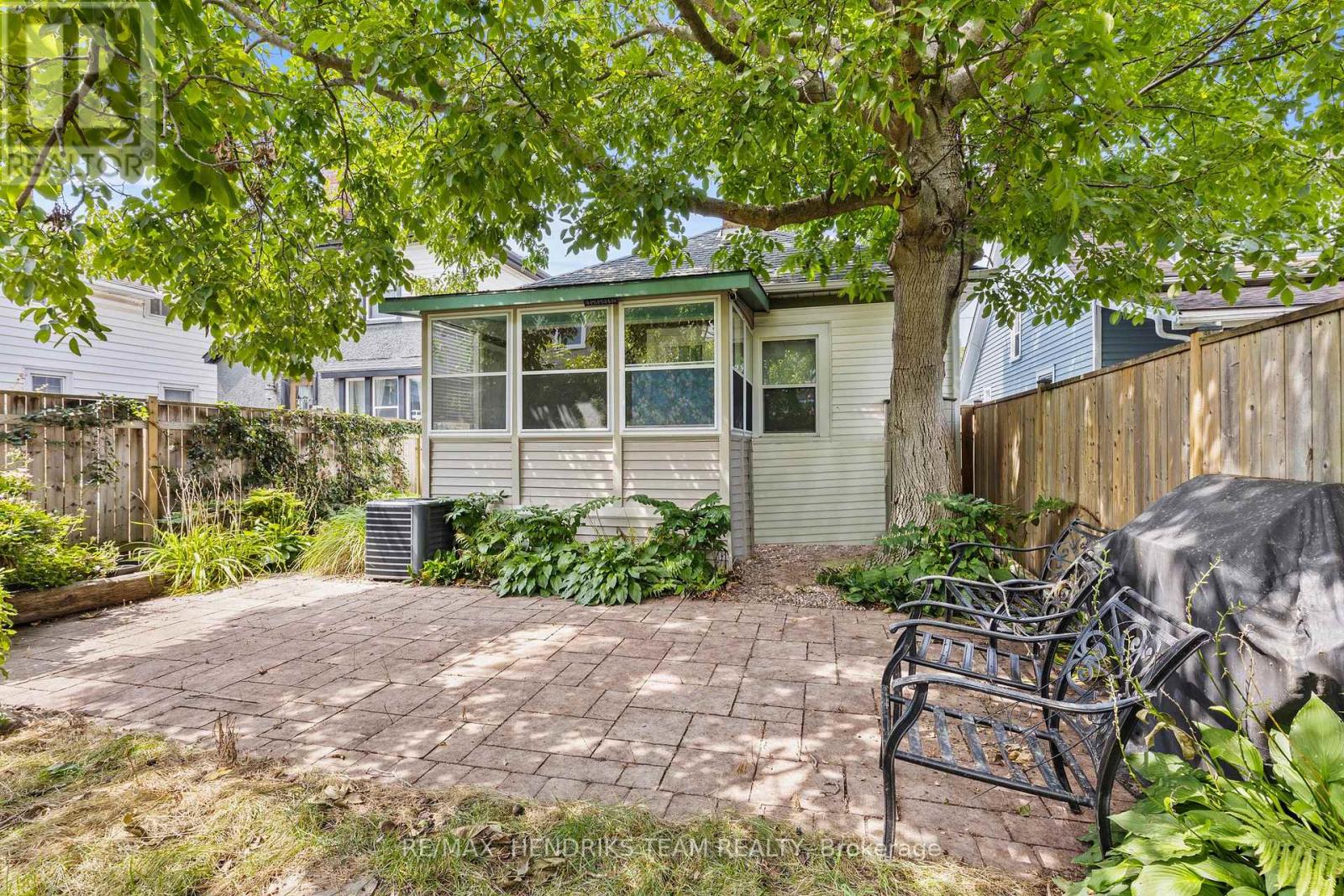 134 1/2 York Street, St. Catharines, Ontario  L2R 6E7 - Photo 22 - X13676896