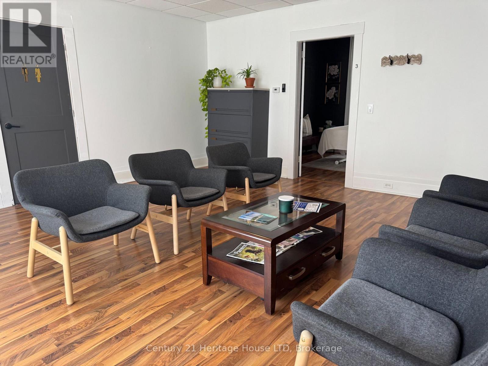 2nd Floor - 355 Ridge Road N, Fort Erie, Ontario  L0S 1N0 - Photo 2 - X13677030